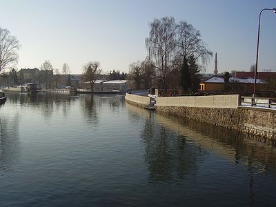 Tichá Orlice - místo plavání otužilců na Zámeckém okruhu v Chocni